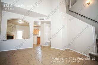 528 Green Village Ct-Unit -B in El Paso, TX - Building Photo - Building Photo