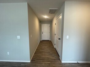 1420 Drayton Ct in Republic, MO - Building Photo - Building Photo