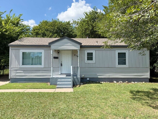 property at 519 Foster Pl