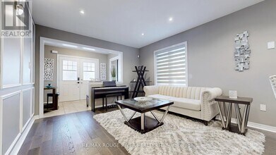 1834 Misthollow Dr in Pickering, ON - Building Photo - Building Photo