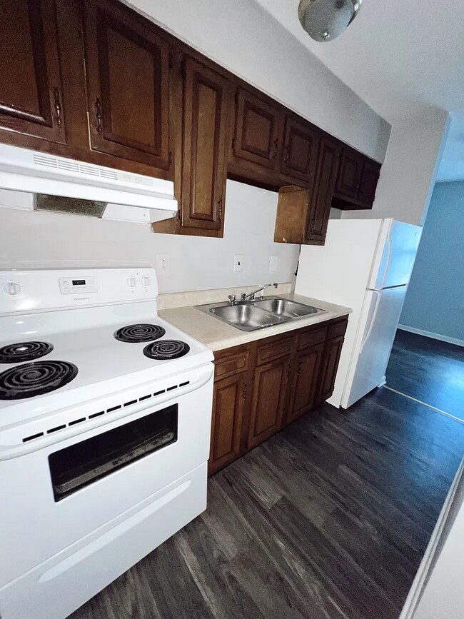 4818 S 3rd St, Unit 7 in Louisville, KY - Building Photo - Building Photo