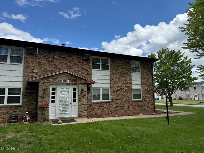 property at 8422 Colwyn Ct