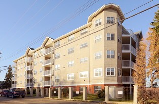 8315 83rd St NW in Edmonton, AB - Building Photo