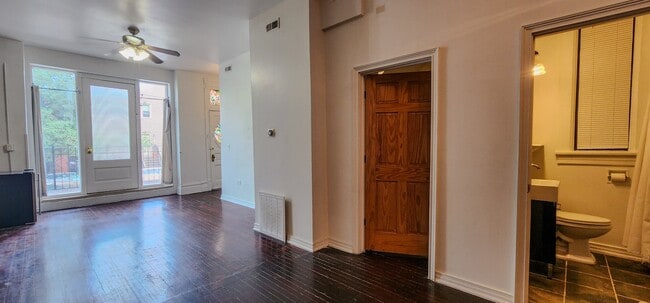 1224 N Cleaver St in Chicago, IL - Building Photo - Building Photo