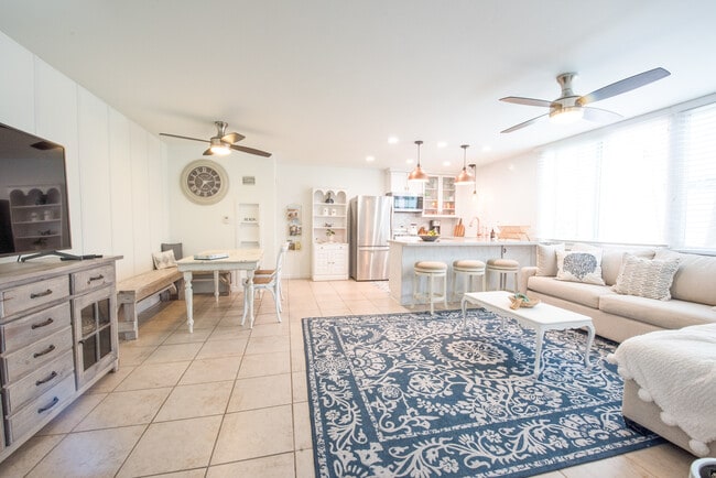 4880 Sandyland Rd, Unit 27 in Carpinteria, CA - Foto de edificio - Building Photo