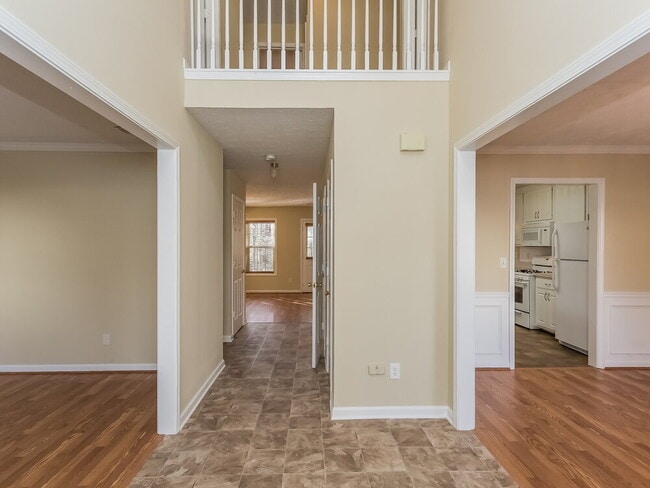 865 Simon Ive Dr in Lawrenceville, GA - Foto de edificio - Building Photo