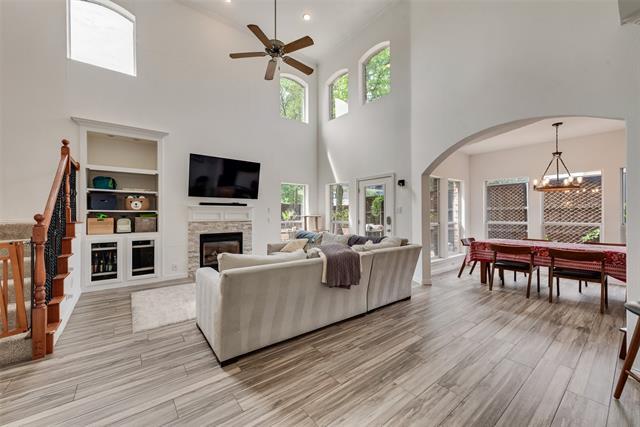 property at 5735 Richmond Ave