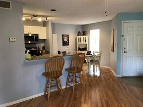 115 112th Ave NE in St. Petersburg, FL - Building Photo - Building Photo