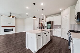 15011 Red Buckeye Dr in Cypress, TX - Building Photo - Building Photo