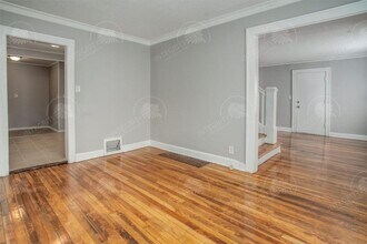 3708 E 61st St in Kansas City, MO - Building Photo - Building Photo