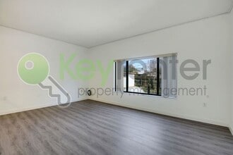 809 N Hobson Ave in West Sacramento, CA - Building Photo - Building Photo