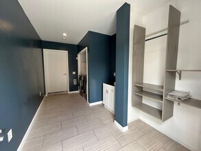 3811 Franklin Blvd in Cleveland, OH - Building Photo - Building Photo