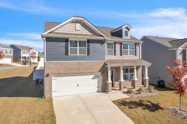 380 Fenwick Dr in Woodruff, SC - Building Photo - Building Photo