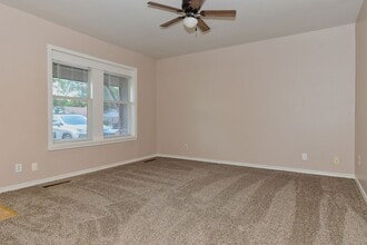 1304 Skyline Dr in Greenville, TX - Building Photo - Building Photo