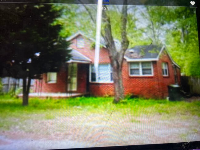 property at 1313 Winona Ave