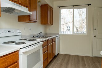 137 S 400 W in Hyrum, UT - Building Photo - Building Photo