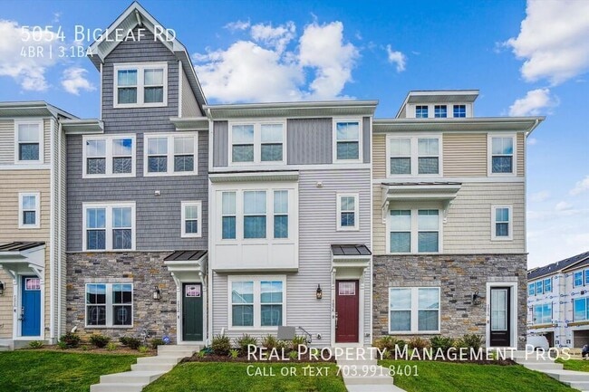 property at 5054 Bigleaf Rd
