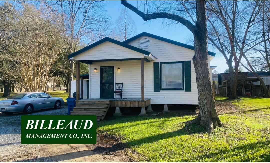 208 Darbonne Rd in Lafayette, LA - Building Photo