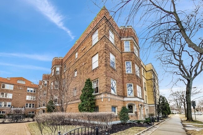 property at 623 Washington Blvd