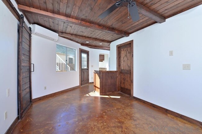 9388 Lightwave Ave in San Diego, CA - Building Photo - Building Photo