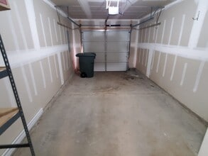 3465 Avalon Lake Dr SW in Madison, AL - Building Photo - Building Photo