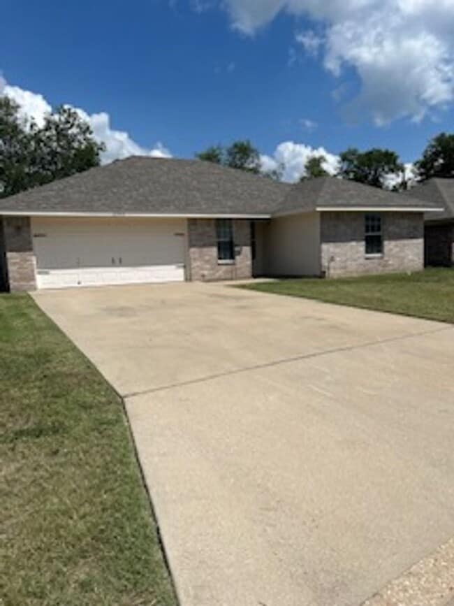 2305 Upland Bend Dr in Temple, TX - Building Photo - Building Photo