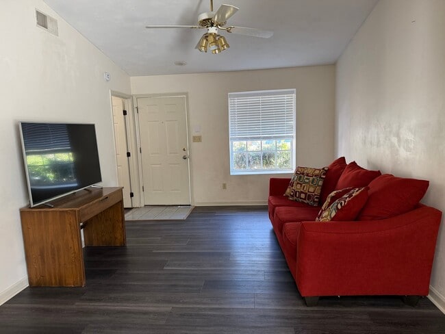 property at 420 Richview Park Cir E