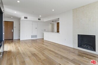 11715 Goshen Ave in Los Angeles, CA - Building Photo - Building Photo