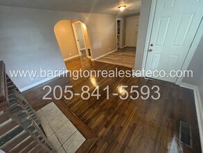 122 Gwin Ave in Bessemer, AL - Foto de edificio - Building Photo