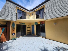3830 Saxon Dr in New Smyrna Beach, FL - Building Photo
