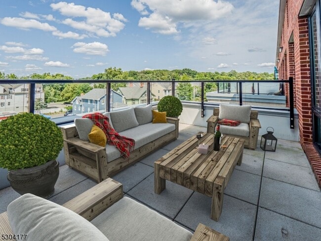 property at 175 Morris St
