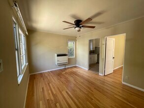 736 Marine St, Unit 736 in Santa Monica, CA - Building Photo - Building Photo