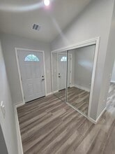 18230 Chase St in Northridge, CA - Building Photo - Building Photo