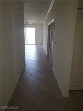 8490 Kingbird Loop in Ft. Myers, FL - Building Photo - Building Photo