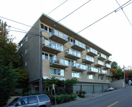 1601 Taylor Ave N in Seattle, WA - Building Photo - Building Photo