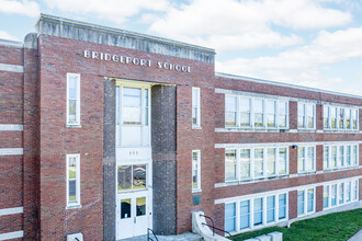 Bridgeport Apartments in Frankfort, KY - Building Photo - Building Photo