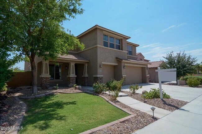 5205 W Sweet Iron Pass in Phoenix, AZ - Building Photo - Building Photo