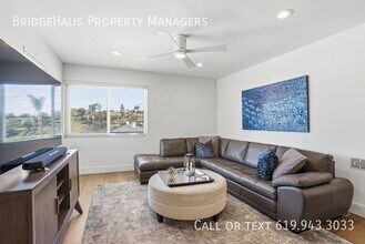 3266 Goldfinch St in San Diego, CA - Building Photo - Building Photo