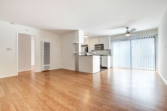 117 Pacific St in Santa Monica, CA - Building Photo - Building Photo