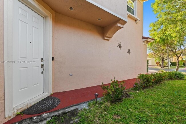 2281 NE 37th Rd in Homestead, FL - Building Photo - Building Photo