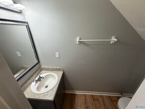 4931 Cotton Row NW in Huntsville, AL - Foto de edificio - Building Photo