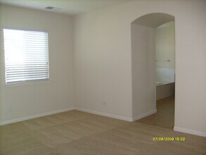 2621 Prosperity Way in Modesto, CA - Building Photo - Building Photo