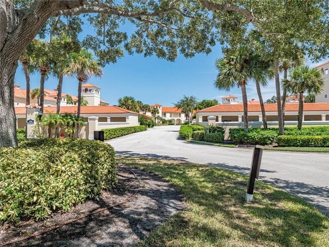 5010 Harmony Cir in Vero Beach, FL - Building Photo - Building Photo
