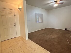 920 E Devonshire Ave in Phoenix, AZ - Foto de edificio - Building Photo