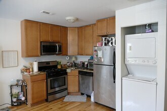 1338 W Erie St in Chicago, IL - Building Photo - Building Photo