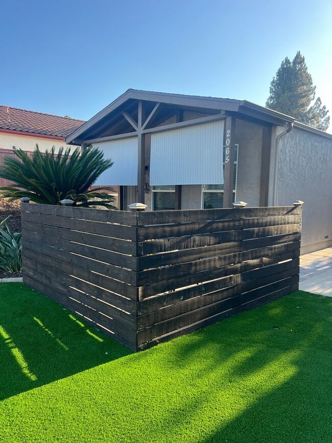property at 2065 Winamar Pl