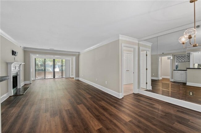 1120 Highland Bluff Dr S E in Atlanta, GA - Building Photo - Building Photo