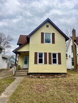 223 N Webster St in Jackson, MI - Building Photo