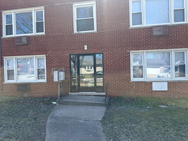 15200 Martin Luther King Jr Dr