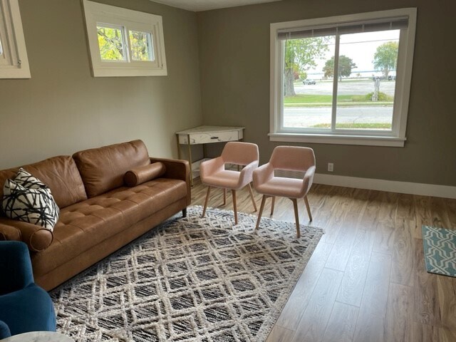 665 S Park Ave, Unit 665 Photo